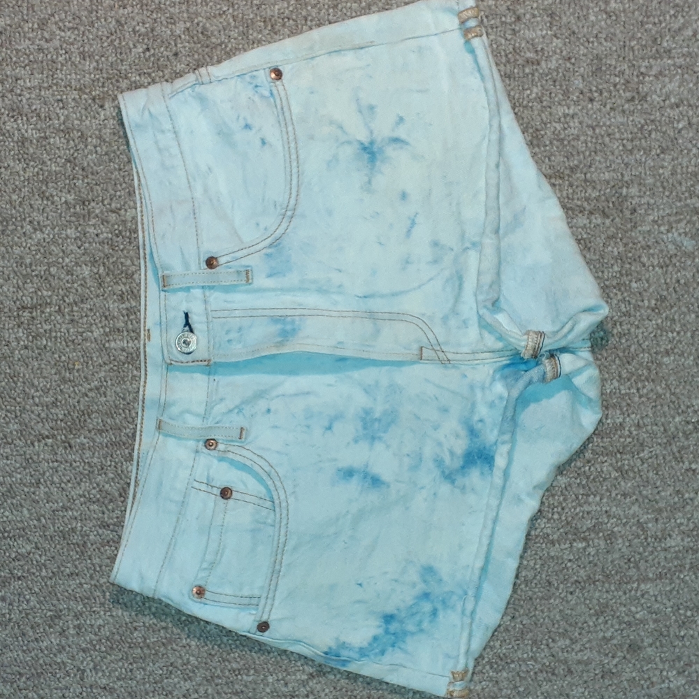 Levi's 501 Cut Off Shorts